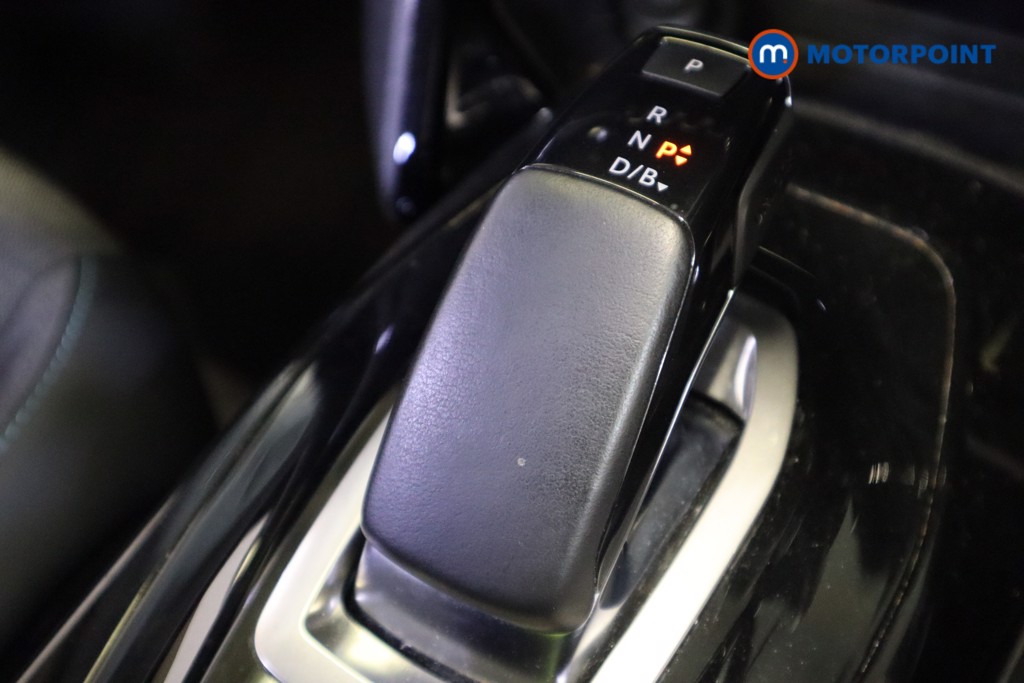 Peugeot 2008 Allure Premium Automatic Electric SUV - Stock Number (1557800) - 5th supplementary image