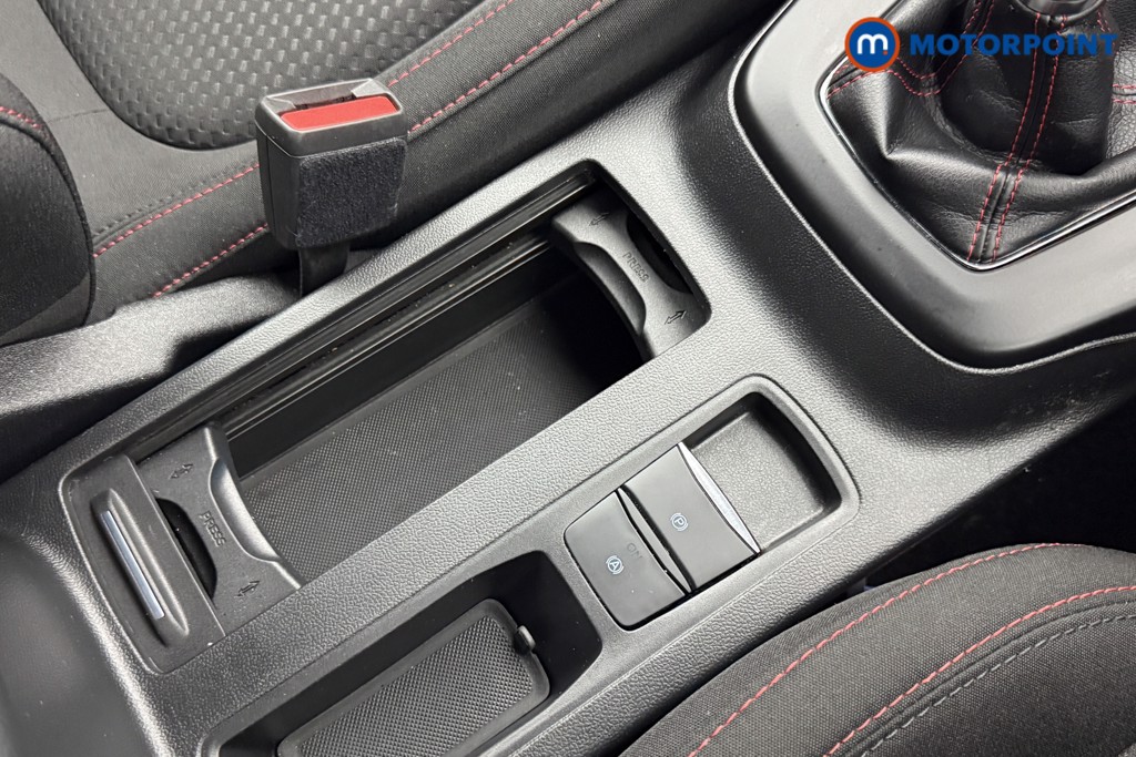 Ford Focus St-Line Edition Manual Petrol-Electric Hybrid Hatchback - Stock Number (1558491) - 7th supplementary image
