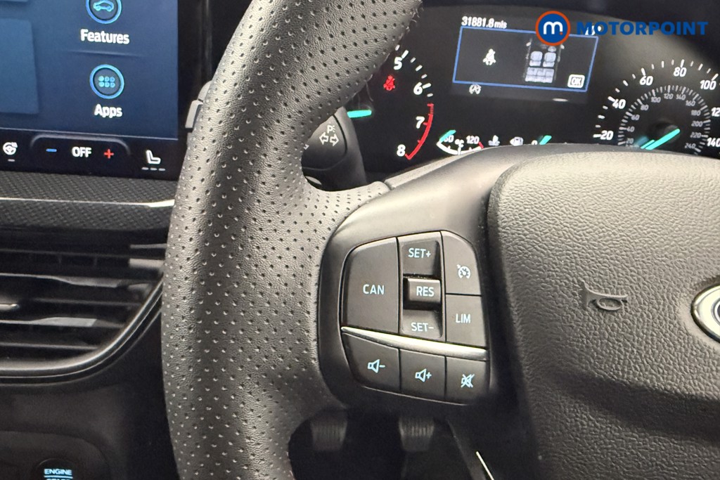 Ford Focus St-Line Edition Manual Petrol-Electric Hybrid Hatchback - Stock Number (1558491) - 9th supplementary image