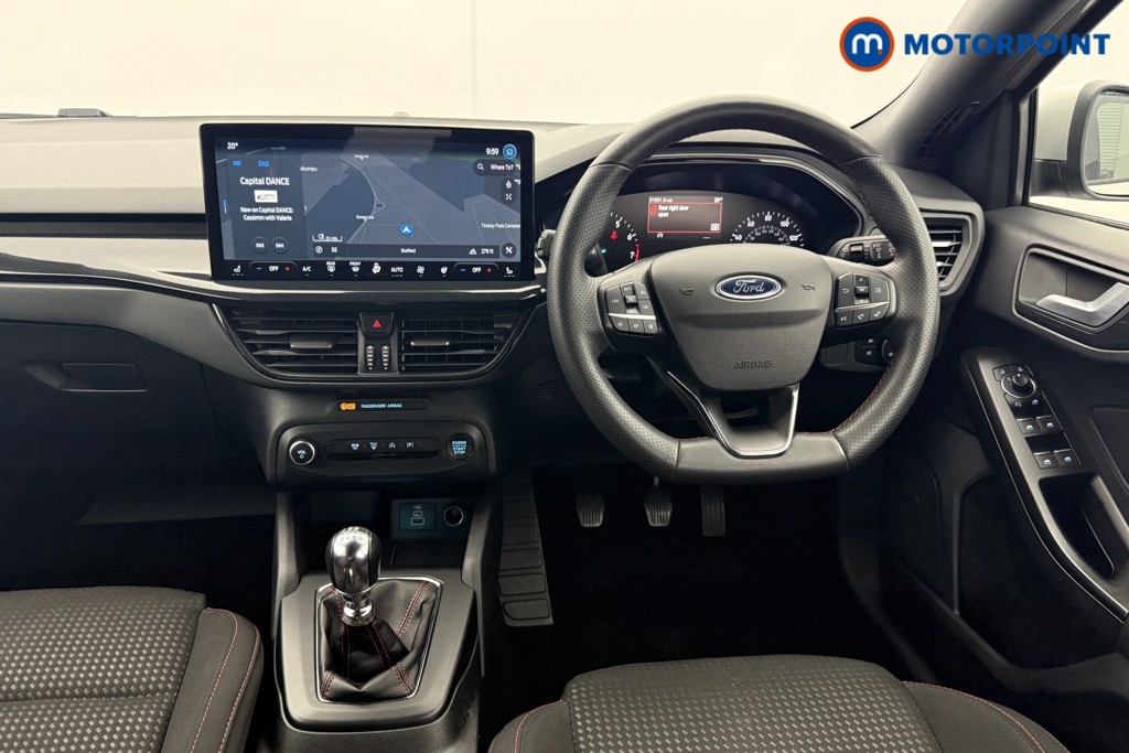 Ford Focus St-Line Edition Manual Petrol-Electric Hybrid Hatchback - Stock Number (1558491) - 1st supplementary image