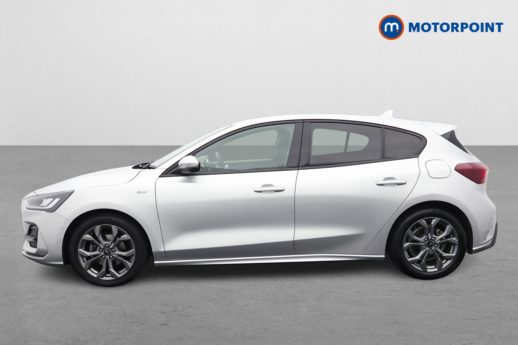 Ford Focus St-Line Edition Manual Petrol-Electric Hybrid Hatchback - Stock Number (1558491) - Passenger side