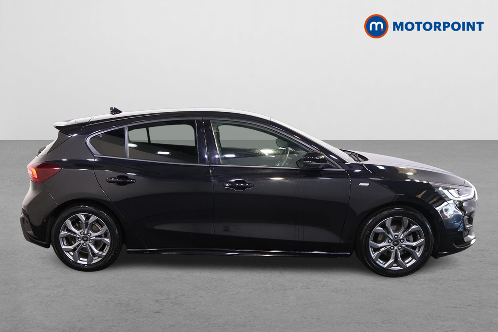 Ford Focus St-Line Manual Petrol Hatchback - Stock Number (1558520) - Drivers side