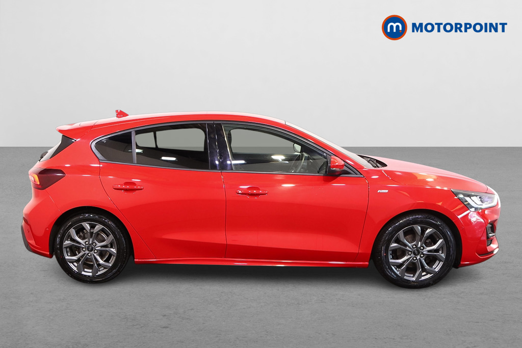Ford Focus St-Line Manual Petrol Hatchback - Stock Number (1558523) - Drivers side