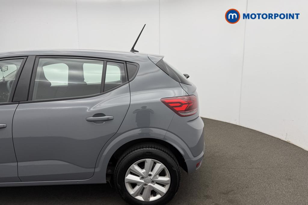 Dacia Sandero Expression Manual Petrol Hatchback - Stock Number (1558611) - 4th supplementary image