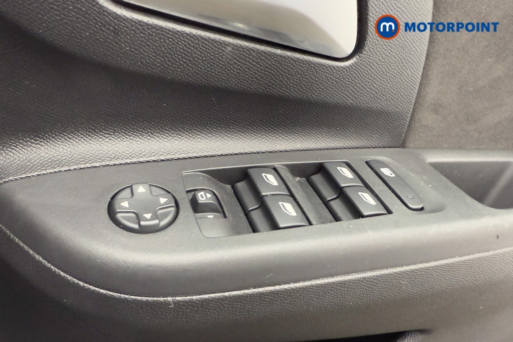 Vauxhall Corsa Ultimate Manual Petrol Hatchback - Stock Number (1558623) - 18th supplementary image