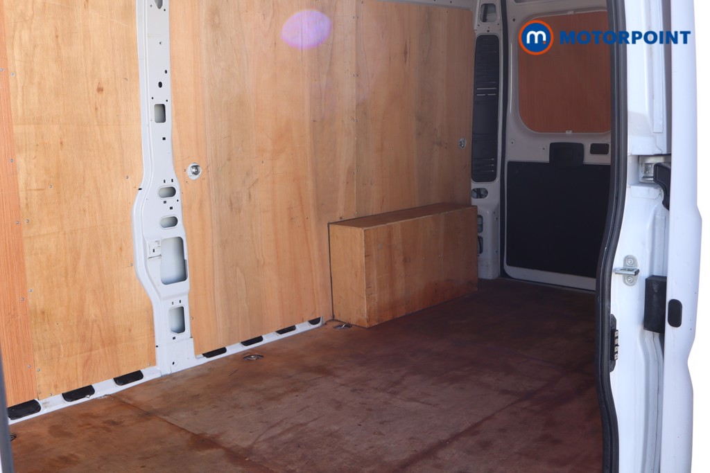 Fiat Ducato Business Pro Manual Diesel High Volume-High Roof Van - Stock Number (1558636) - Drivers side rear corner