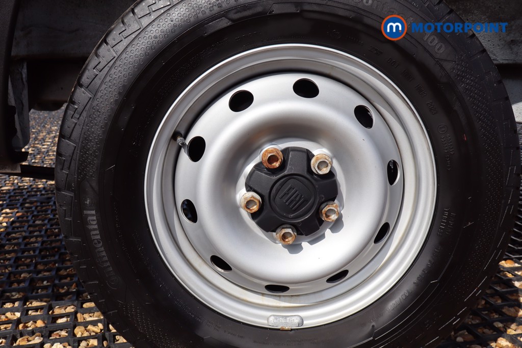 Fiat Ducato Business Pro Manual Diesel High Volume-High Roof Van - Stock Number (1558636) - 1st supplementary image