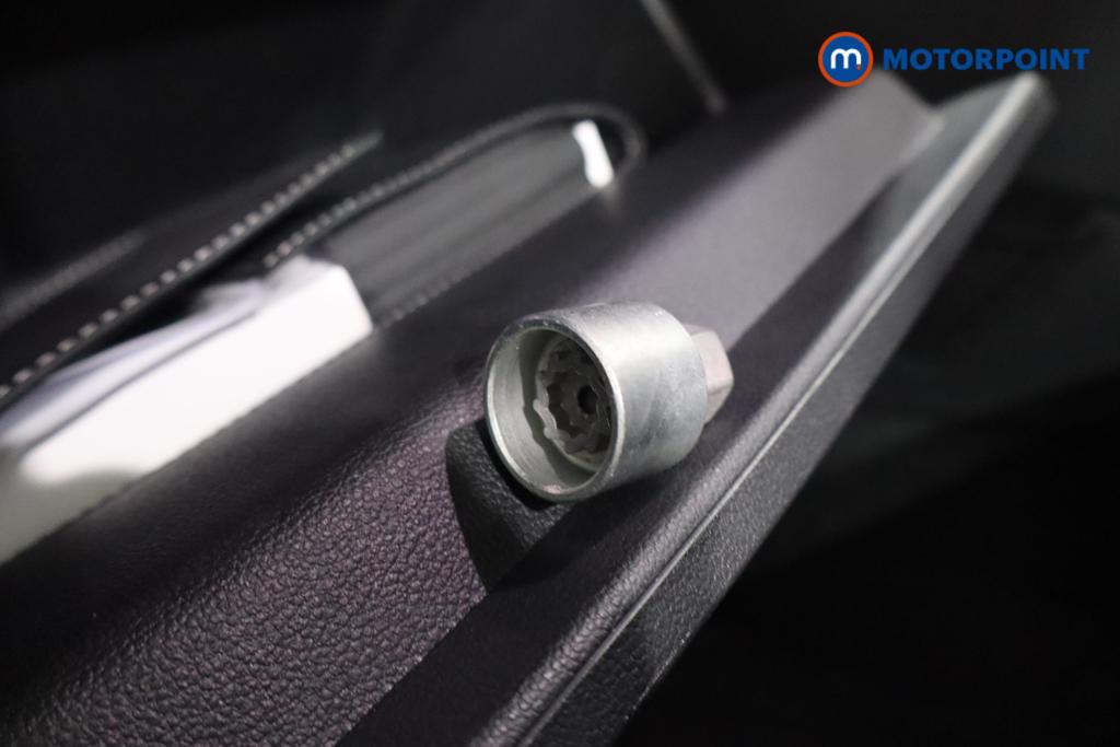 Volkswagen Golf Life Manual Petrol Hatchback - Stock Number (1558836) - 12th supplementary image