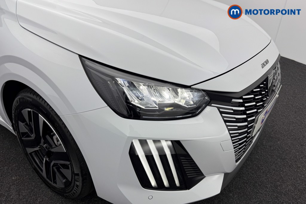 Peugeot 208 Allure Automatic Petrol-Electric Hybrid Hatchback - Stock Number (1559328) - 16th supplementary image