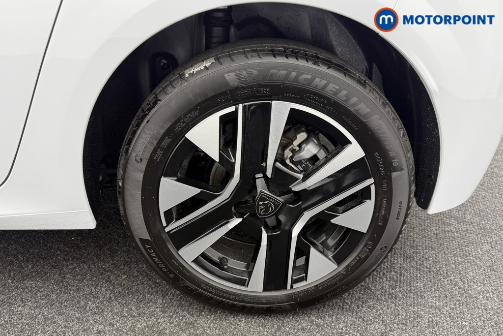 Peugeot 208 Allure Automatic Petrol-Electric Hybrid Hatchback - Stock Number (1559337) - 30th supplementary image