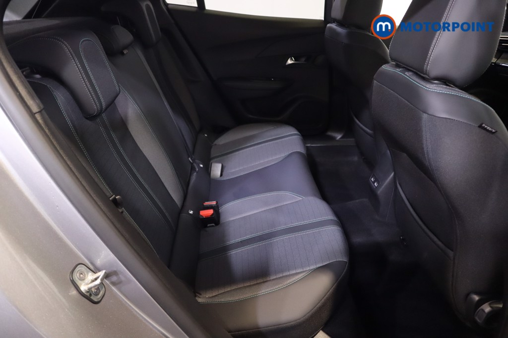 Peugeot 2008 Allure Premium Manual Petrol SUV - Stock Number (1560258) - 7th supplementary image
