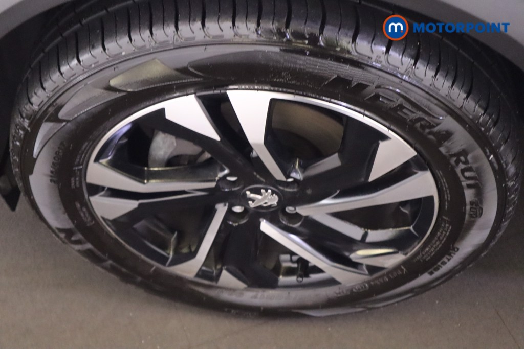 Peugeot 2008 Allure Premium Manual Petrol SUV - Stock Number (1560258) - 10th supplementary image