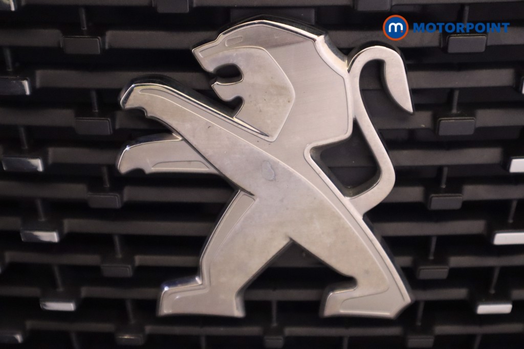 Peugeot 2008 Allure Premium Manual Petrol SUV - Stock Number (1560258) - 34th supplementary image