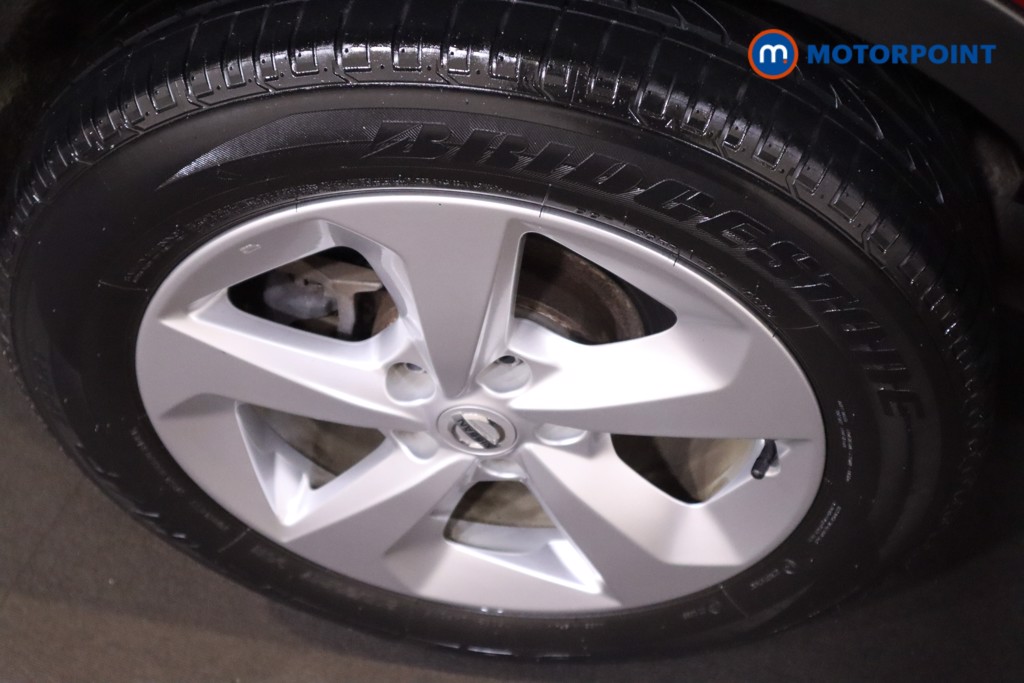 Nissan Qashqai Acenta Premium Manual Diesel SUV - Stock Number (1560377) - 12th supplementary image