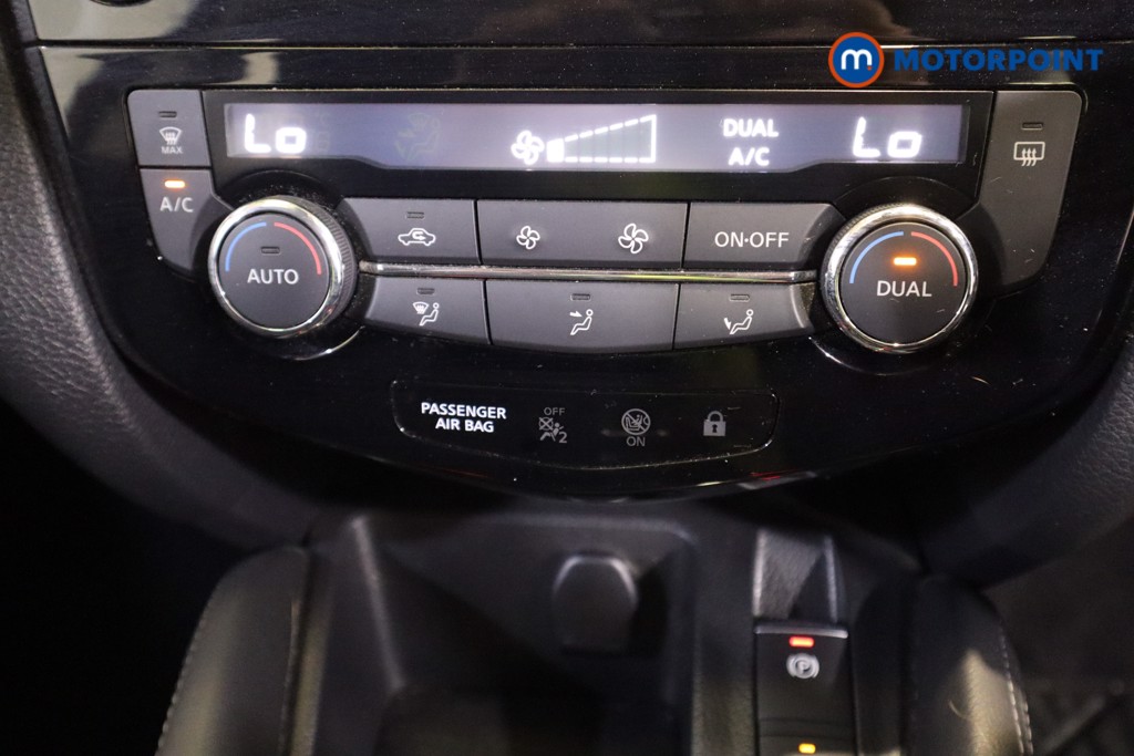 Nissan Qashqai Acenta Premium Manual Diesel SUV - Stock Number (1560377) - 19th supplementary image