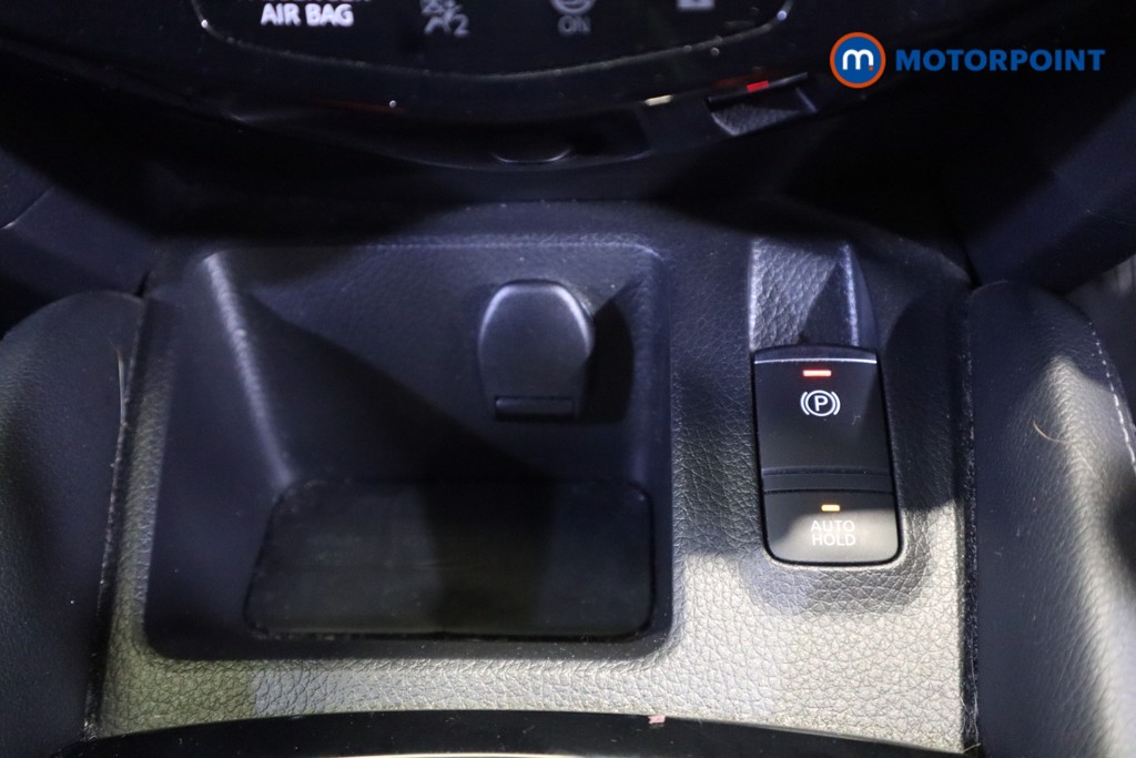 Nissan Qashqai Acenta Premium Manual Diesel SUV - Stock Number (1560377) - 20th supplementary image