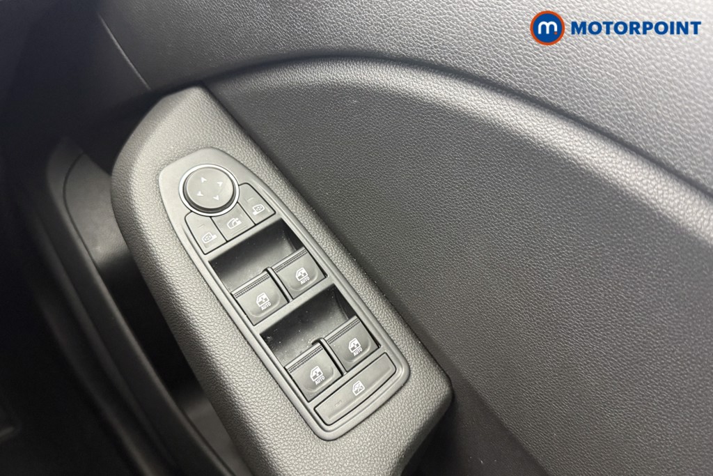 Renault Clio Evolution Manual Petrol Hatchback - Stock Number (1560428) - 10th supplementary image