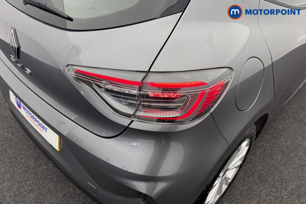 Renault Clio Evolution Manual Petrol Hatchback - Stock Number (1560428) - 22nd supplementary image