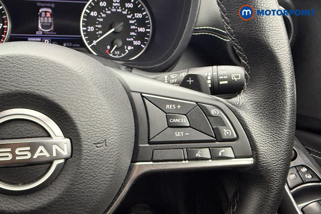Nissan Juke N-Connecta Automatic Petrol SUV - Stock Number (1560431) - 8th supplementary image