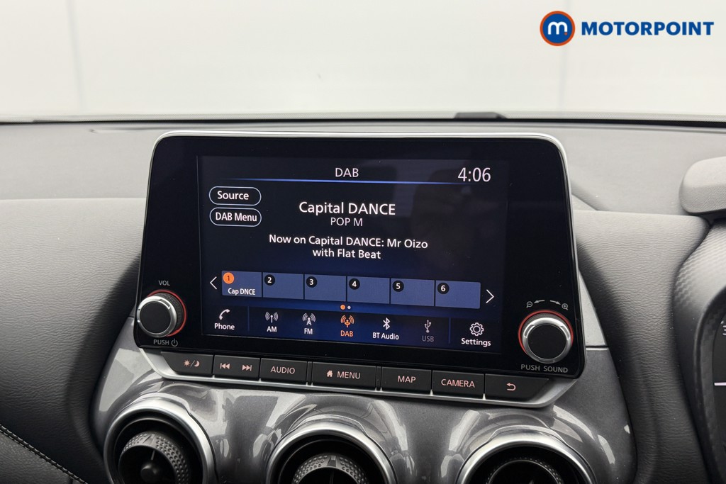 Nissan Juke N-Connecta Automatic Petrol SUV - Stock Number (1560431) - 9th supplementary image
