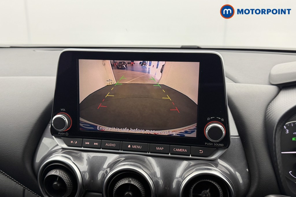 Nissan Juke N-Connecta Automatic Petrol SUV - Stock Number (1560431) - 11th supplementary image