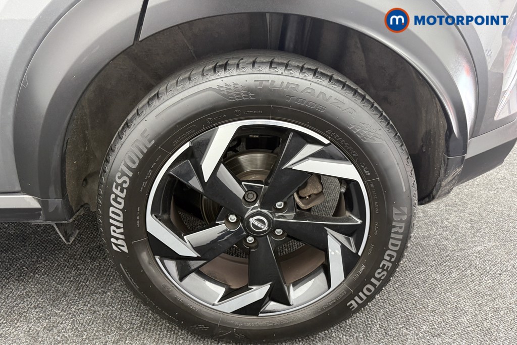 Nissan Juke N-Connecta Automatic Petrol SUV - Stock Number (1560431) - 29th supplementary image