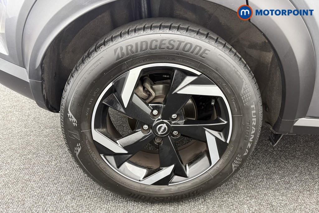 Nissan Juke N-Connecta Automatic Petrol SUV - Stock Number (1560431) - 30th supplementary image