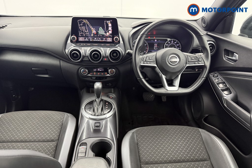 Nissan Juke N-Connecta Automatic Petrol SUV - Stock Number (1560431) - 1st supplementary image