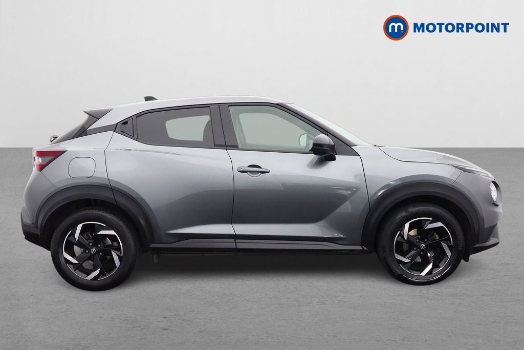 Nissan Juke N-Connecta Automatic Petrol SUV - Stock Number (1560431) - Drivers side