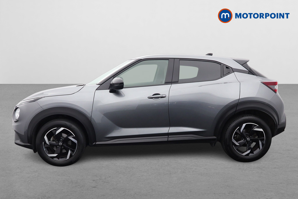 Nissan Juke N-Connecta Automatic Petrol SUV - Stock Number (1560431) - Passenger side