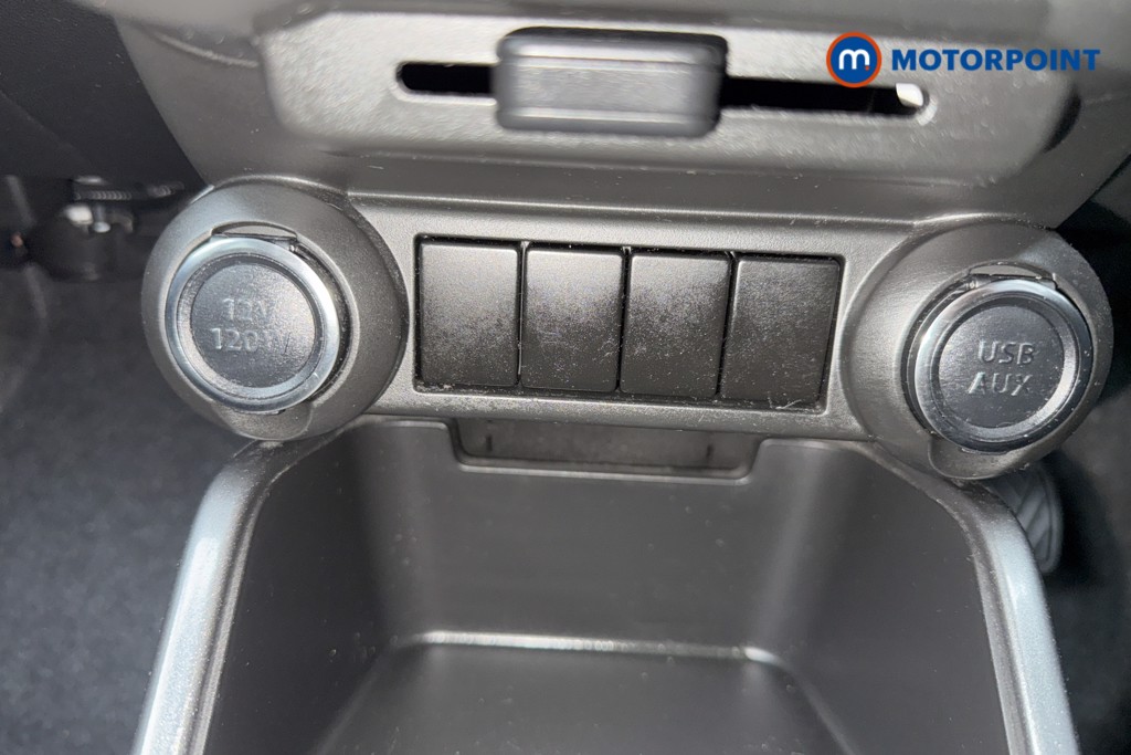 Suzuki Ignis SZ3 Manual Petrol-Electric Hybrid SUV - Stock Number (1560465) - 6th supplementary image