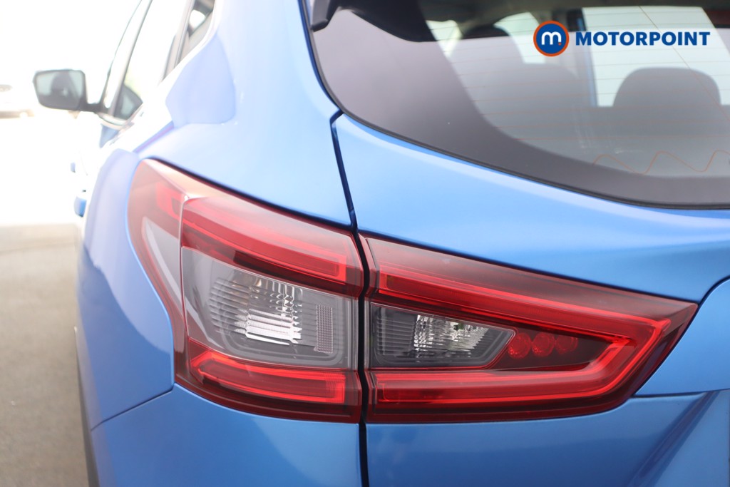 Nissan Qashqai Acenta Premium Automatic Petrol SUV - Stock Number (1560753) - 16th supplementary image