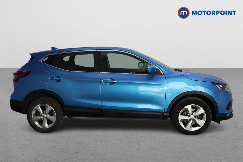 Nissan Qashqai Acenta Premium Automatic Petrol SUV - Stock Number (1560753) - Drivers side