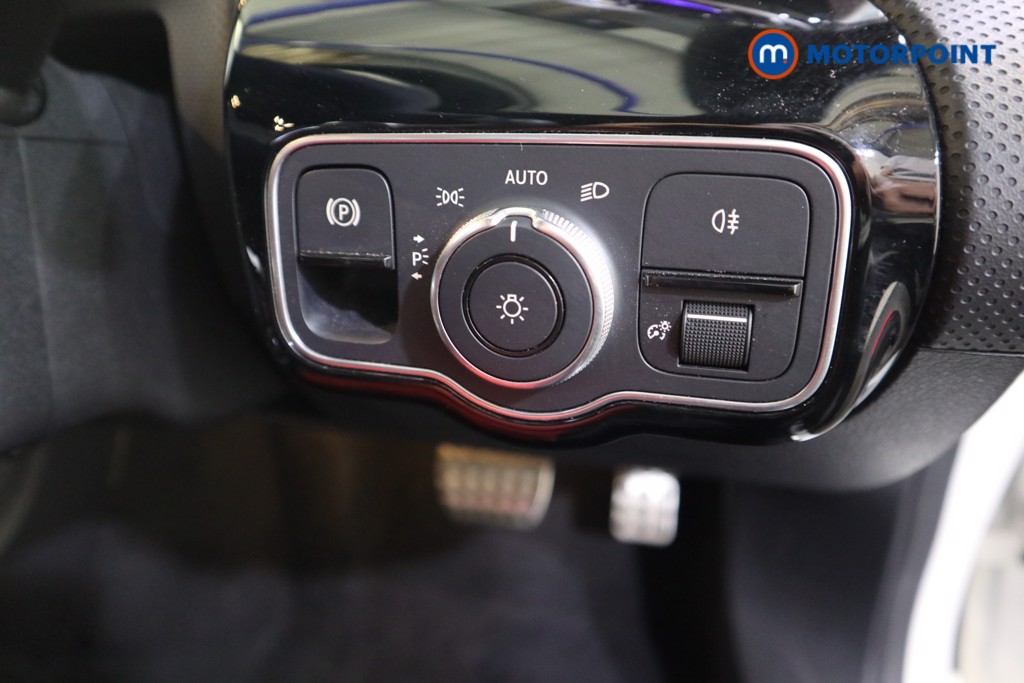 Mercedes-Benz CLA Amg Line Automatic Petrol Plug-In Hybrid Coupe - Stock Number (1560868) - 9th supplementary image