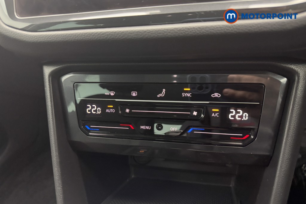 Volkswagen Tiguan Life Manual Petrol SUV - Stock Number (1560898) - 9th supplementary image
