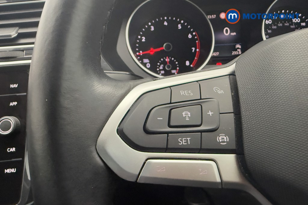 Volkswagen Tiguan Life Manual Petrol SUV - Stock Number (1560898) - 13th supplementary image