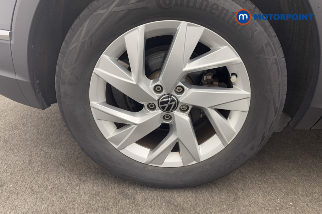Volkswagen Tiguan Life Manual Petrol SUV - Stock Number (1560898) - 20th supplementary image