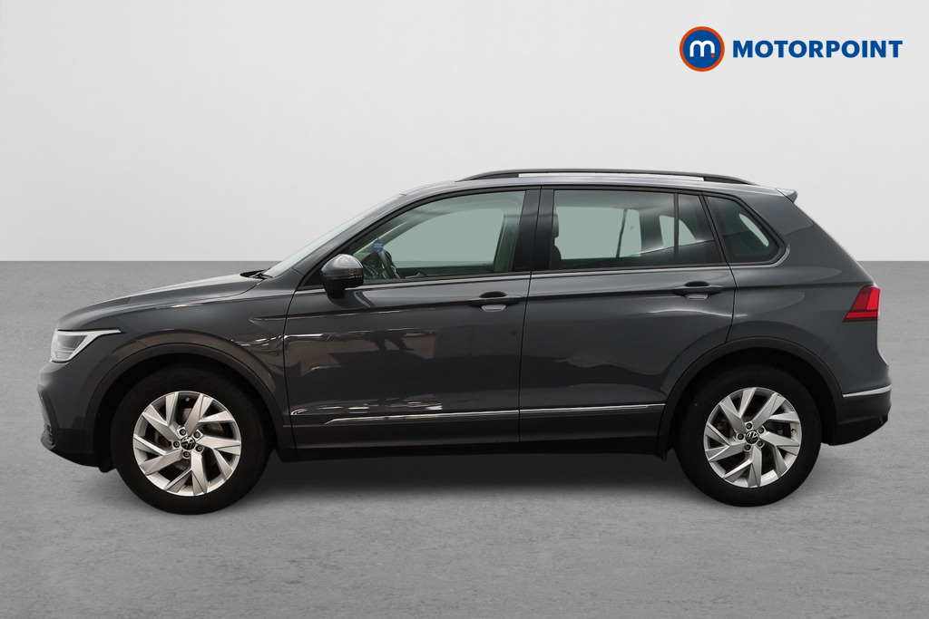 Volkswagen Tiguan Life Manual Petrol SUV - Stock Number (1560898) - Passenger side