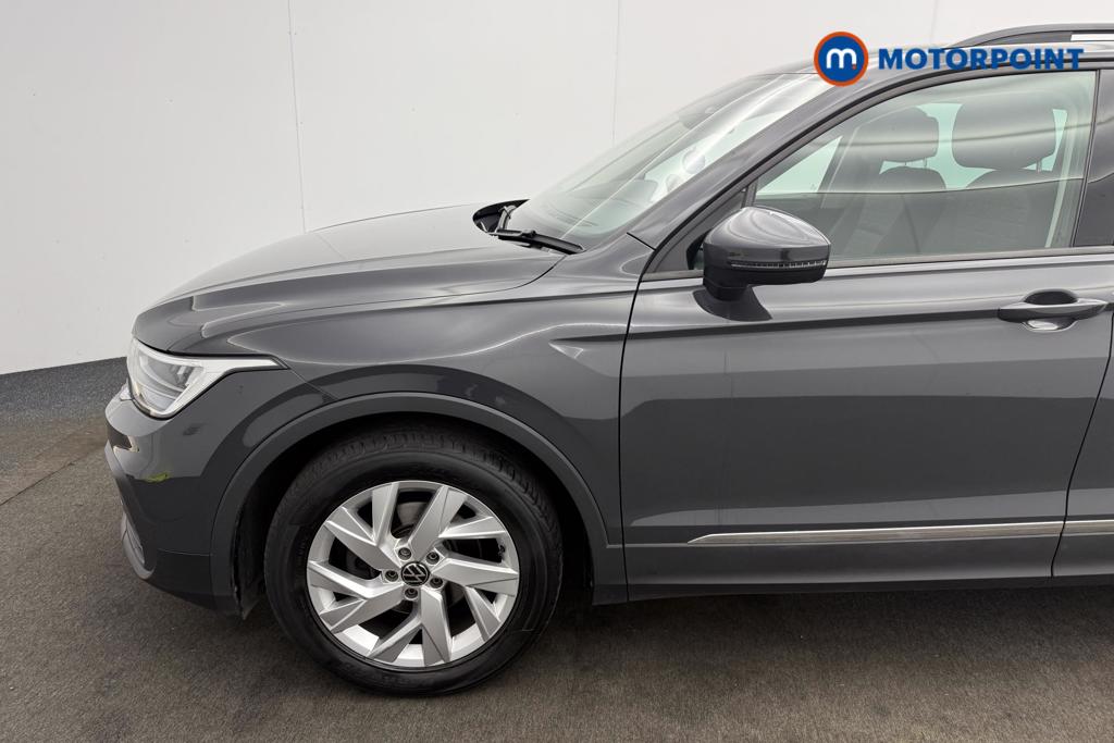 Volkswagen Tiguan Life Automatic Petrol SUV - Stock Number (1560907) - 3rd supplementary image