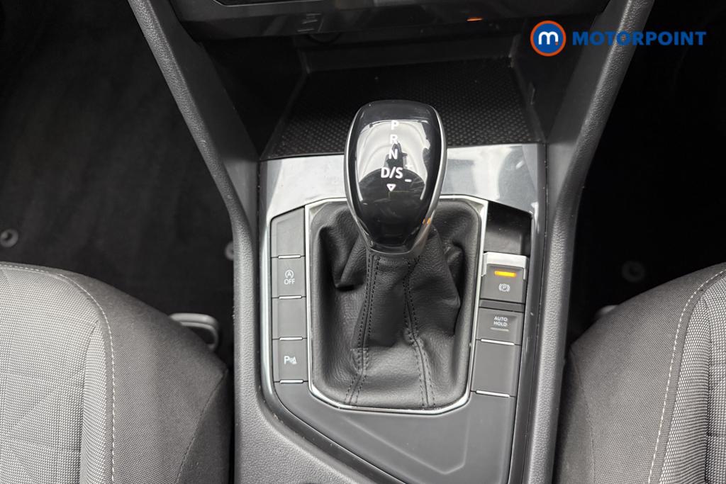 Volkswagen Tiguan Life Automatic Petrol SUV - Stock Number (1560907) - 20th supplementary image