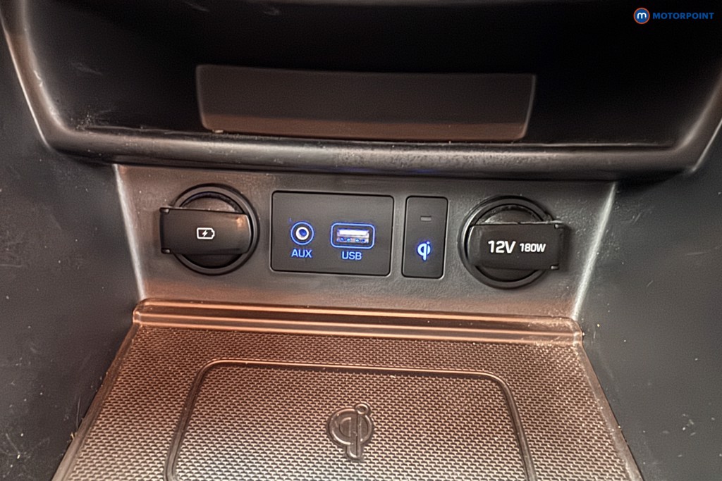 Hyundai Kona Premium Manual Petrol SUV - Stock Number (1561031) - 14th supplementary image