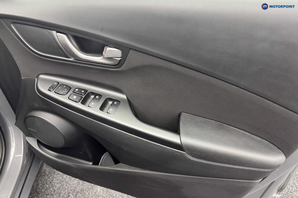 Hyundai Kona Premium Manual Petrol SUV - Stock Number (1561031) - 21st supplementary image