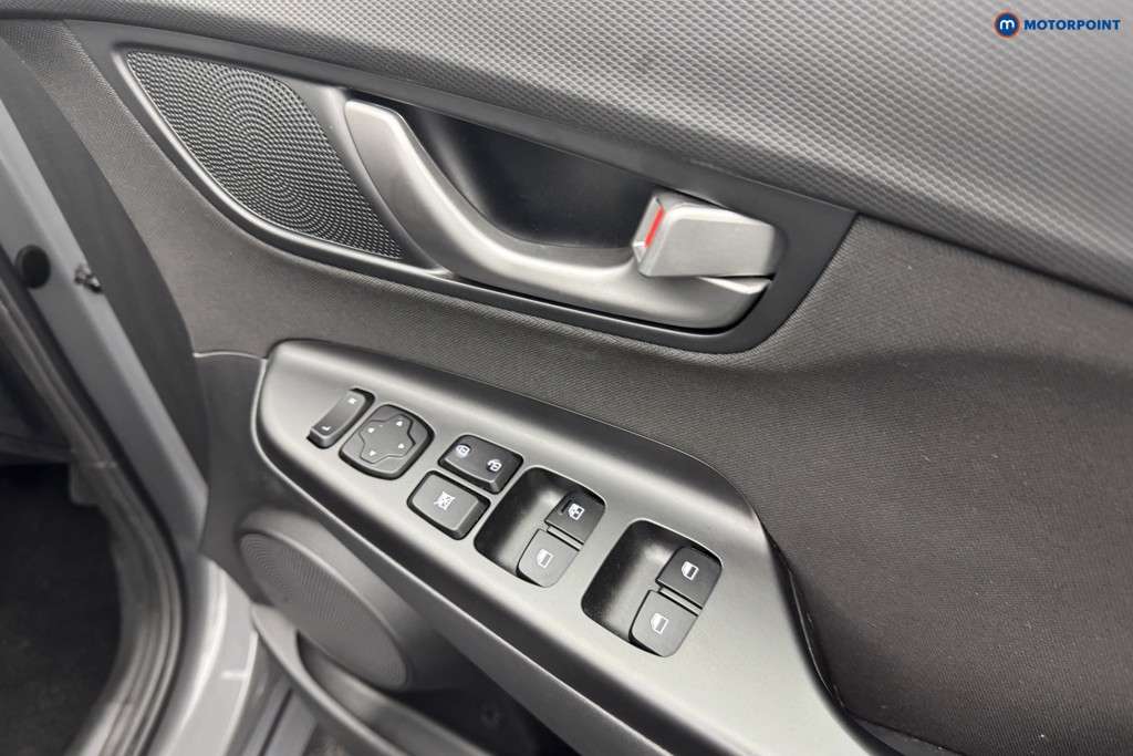 Hyundai Kona Premium Manual Petrol SUV - Stock Number (1561031) - 22nd supplementary image