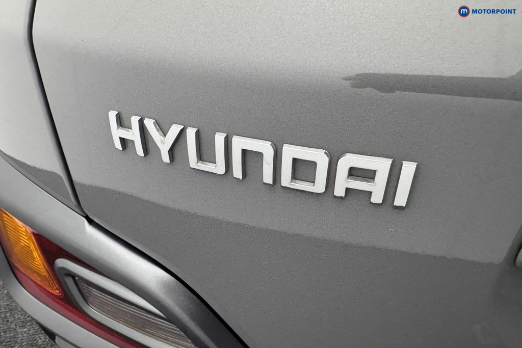 Hyundai Kona Premium Manual Petrol SUV - Stock Number (1561031) - 32nd supplementary image