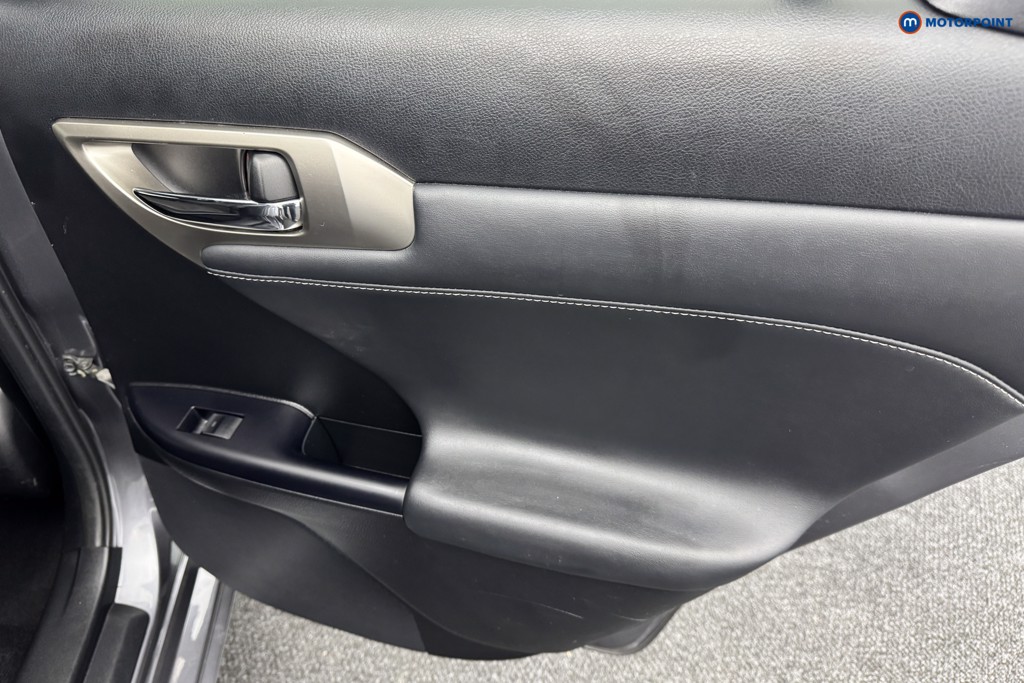 Lexus CT F-Sport Automatic Petrol-Electric Hybrid Hatchback - Stock Number (1561280) - 21st supplementary image