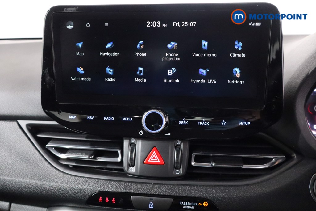 Hyundai I30 Premium Manual Petrol Hatchback - Stock Number (1561315) - 2nd supplementary image