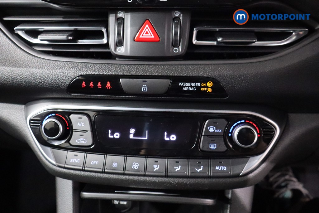 Hyundai I30 Premium Manual Petrol Hatchback - Stock Number (1561315) - 16th supplementary image