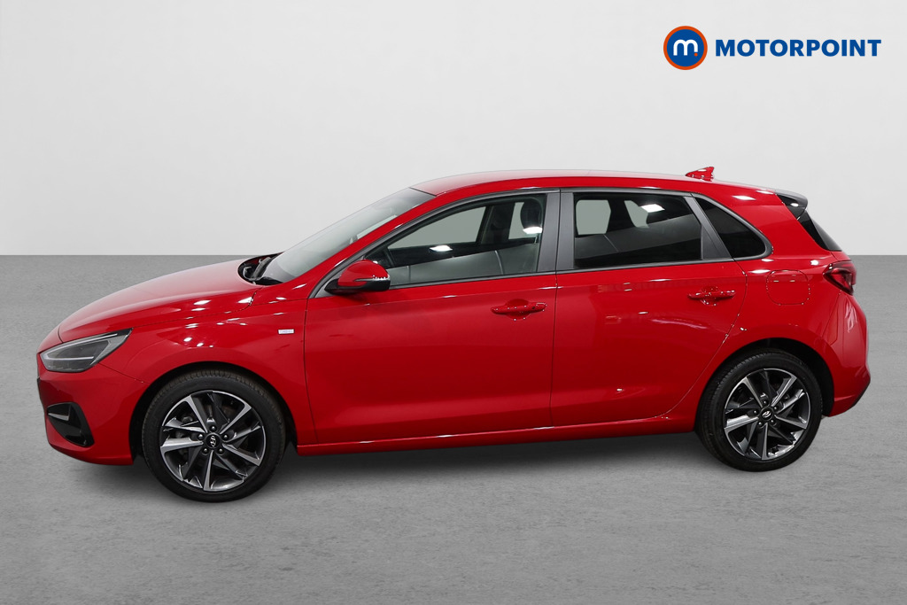 Hyundai I30 Premium Manual Petrol Hatchback - Stock Number (1561315) - Passenger side