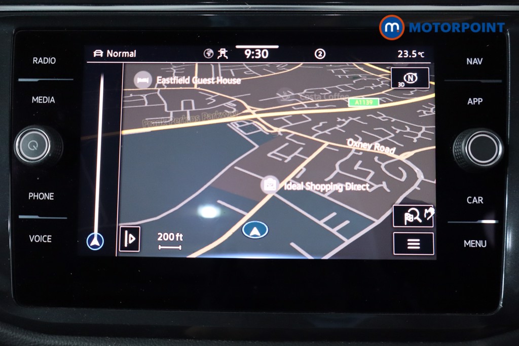 Volkswagen Tiguan R-Line Automatic Diesel SUV - Stock Number (1561400) - 2nd supplementary image