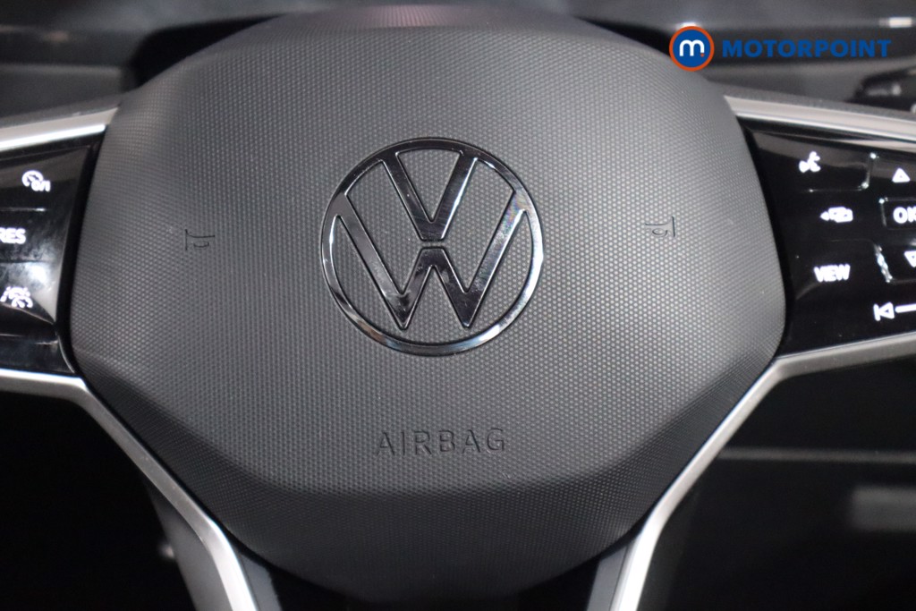 Volkswagen Tiguan R-Line Automatic Diesel SUV - Stock Number (1561400) - 15th supplementary image